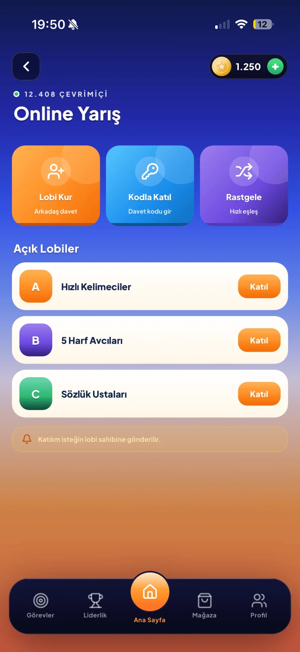 Online race screen with lobby options and open lobbies